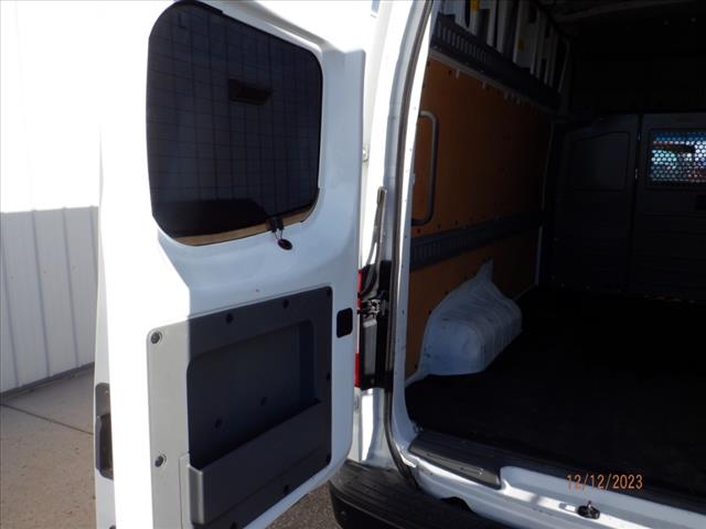 2021 Nissan NV 2500 HD SV - Photo 13