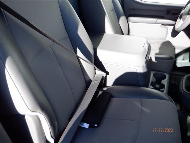 2021 Nissan NV 2500 HD SV - Photo 15