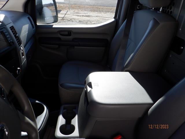 2021 Nissan NV 2500 HD SV - Photo 28