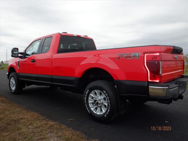 2021 Ford F-350 Super Duty XLT - Photo 4