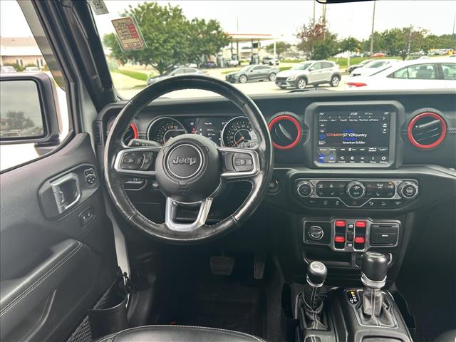 2020 Jeep Wrangler Unlimited Sahara:D13699A