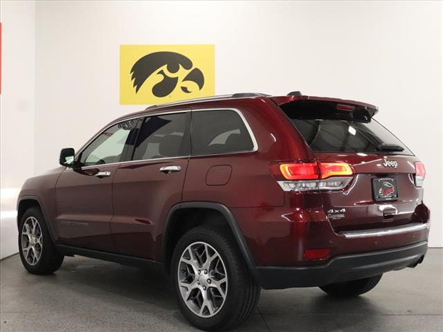 Photo of 2021 Jeep Grand Cherokee Limited in Iowa City, IA - 10,  2021 Jeep Grand Cherokee Limited:D13105