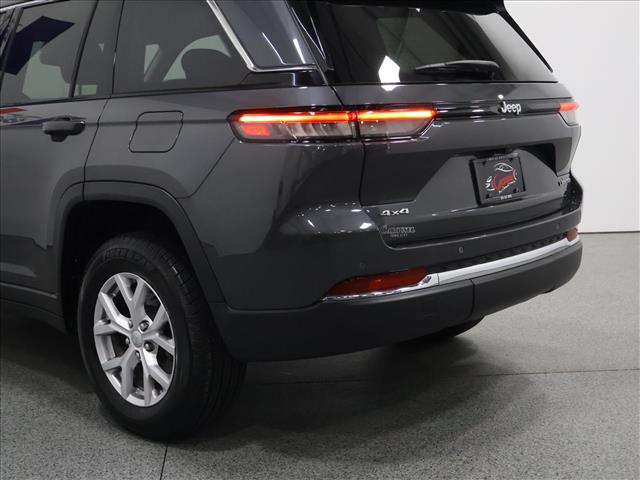 2022 Jeep Grand Cherokee Limited:D14032