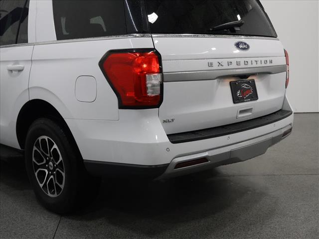 2024 Ford Expedition XLT:D14020