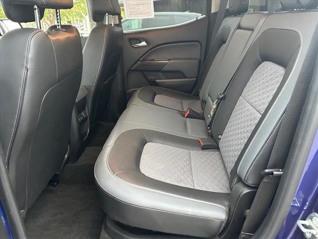 Photo of 2017 Chevrolet Colorado Z71 in Iowa City, IA - 10,  2017 Chevrolet Colorado Z71:D13254