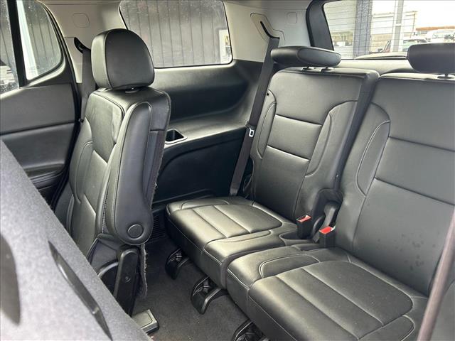 2023 GMC Acadia SLT:D13572