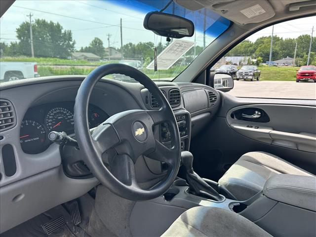 2005 Chevrolet TrailBlazer:D13736B