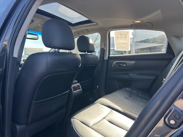 2015 Nissan Altima 3.5 SL:D13575