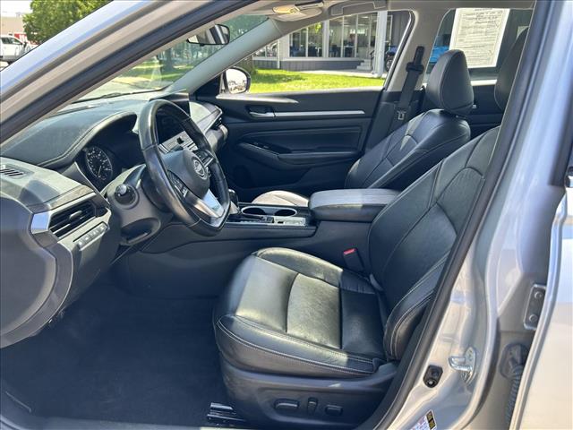 2023 Nissan Altima 2.5 SL:D13744