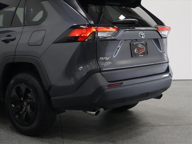 2025 Toyota RAV4 LE:D13897