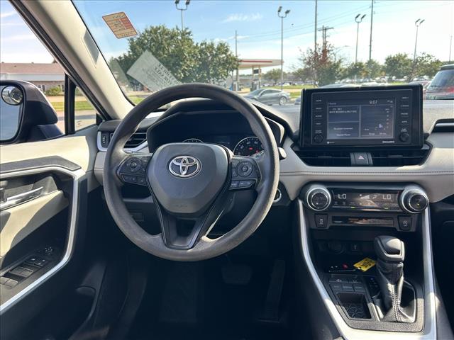 2022 Toyota RAV4 XLE:D13927