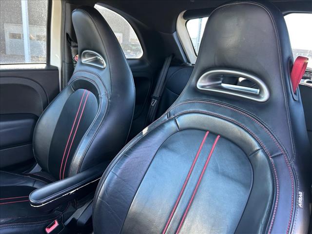 2015 FIAT 500 Abarth:D13496