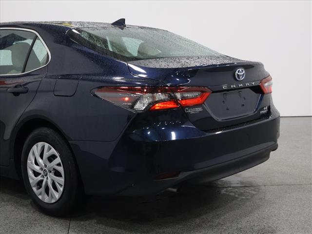 2021 Toyota Camry Hybrid LE:D14031