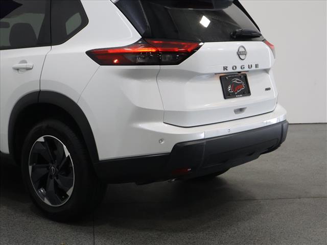2025 Nissan Rogue SV:D13862