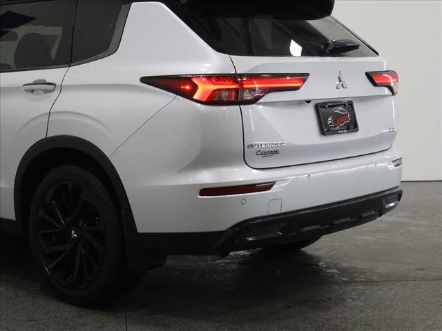 2024 Mitsubishi Outlander SEL Black Edition:D13761