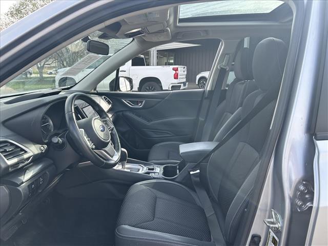 2023 Subaru Forester Premium:D14161