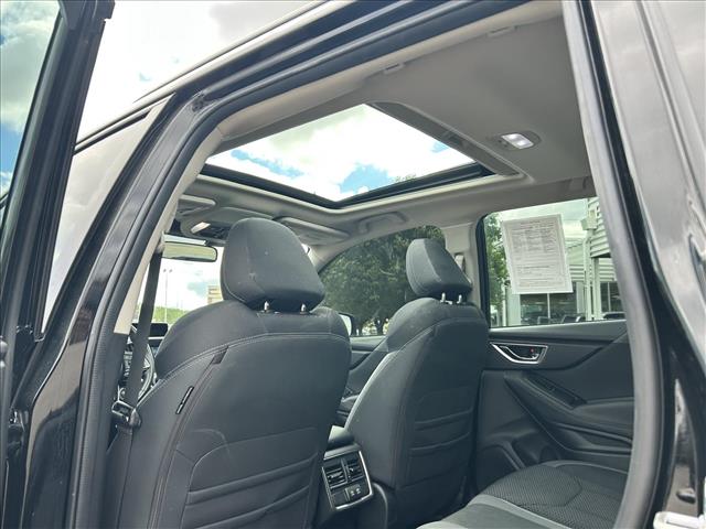 2023 Subaru Forester Premium:D13822