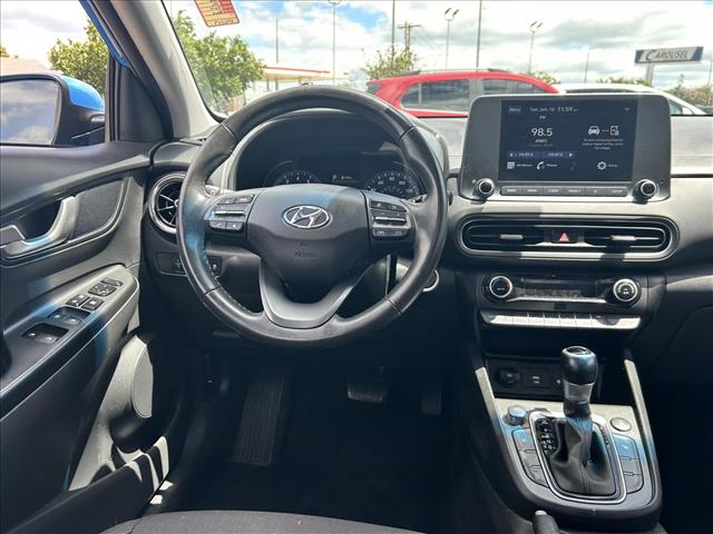 2022 Hyundai KONA SEL:D13816