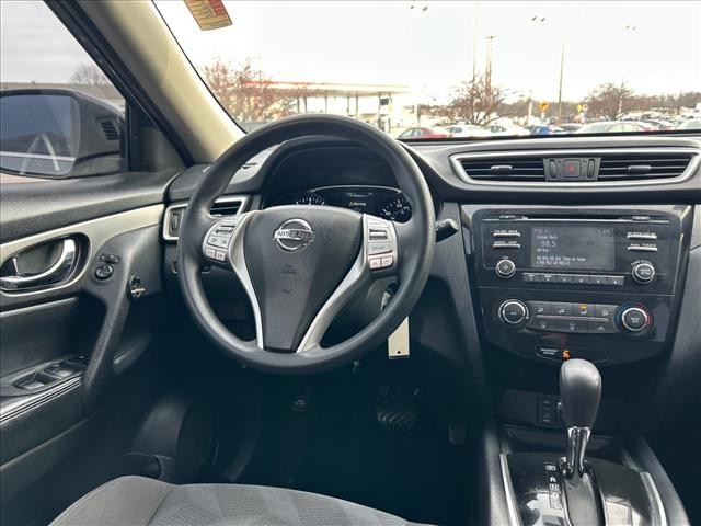 2016 Nissan Rogue S:D13503