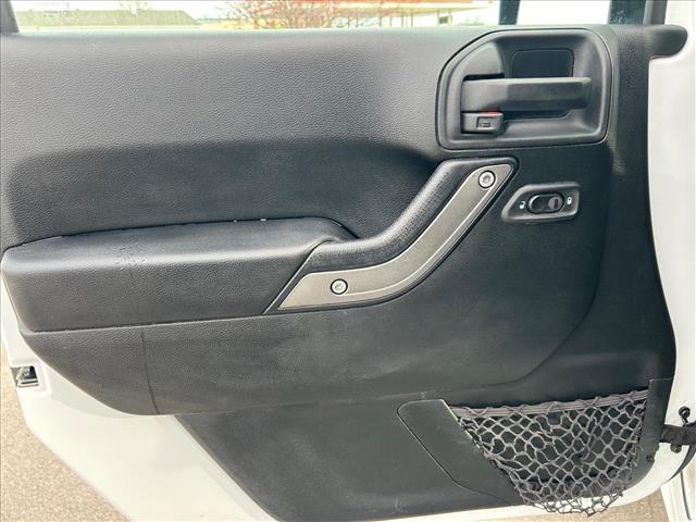 2017 Jeep Wrangler Unlimited Sport S:D13501