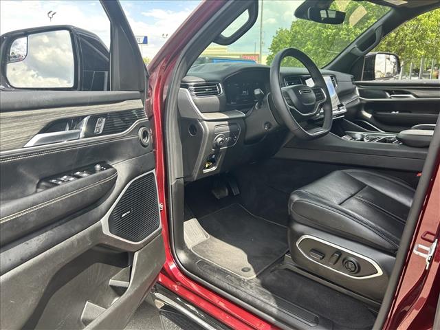 2024 Jeep Wagoneer Series III:D13729