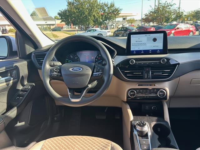 Photo of 2021 Ford Escape Hybrid SE in Iowa City, IA - 11,  2021 Ford Escape Hybrid SE:D13176