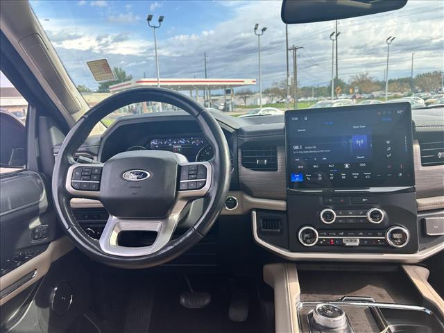 2024 Ford Expedition Limited:D14096