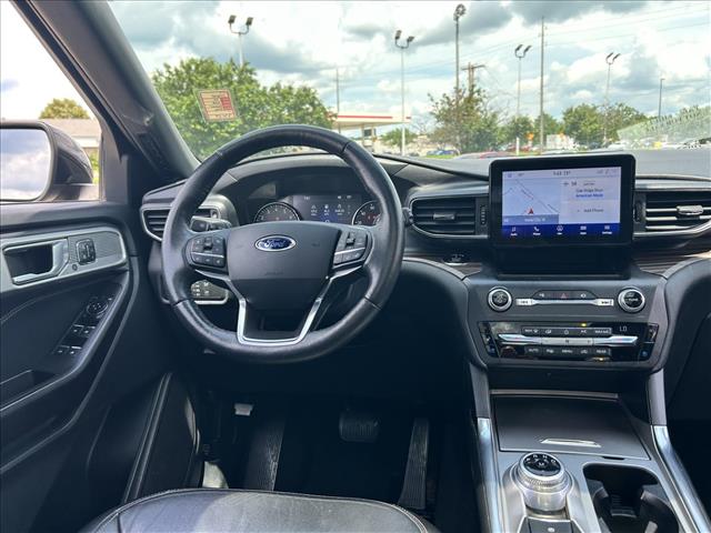 2020 Ford Explorer Limited:D13835