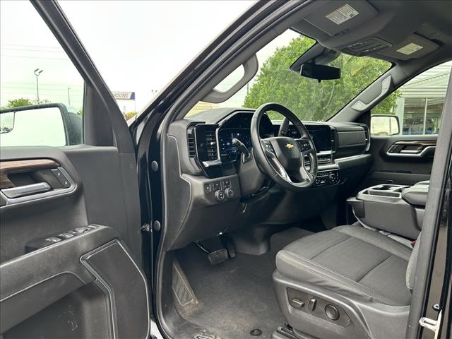 2023 Chevrolet Silverado 1500 LT:D13714