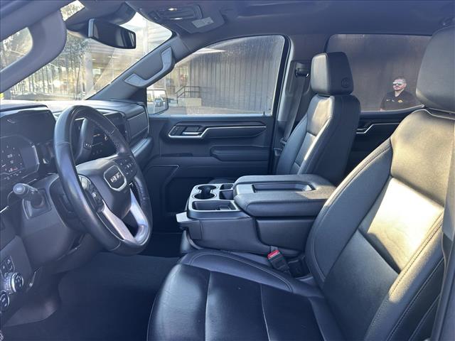 2025 GMC Sierra 1500 SLT:D14099