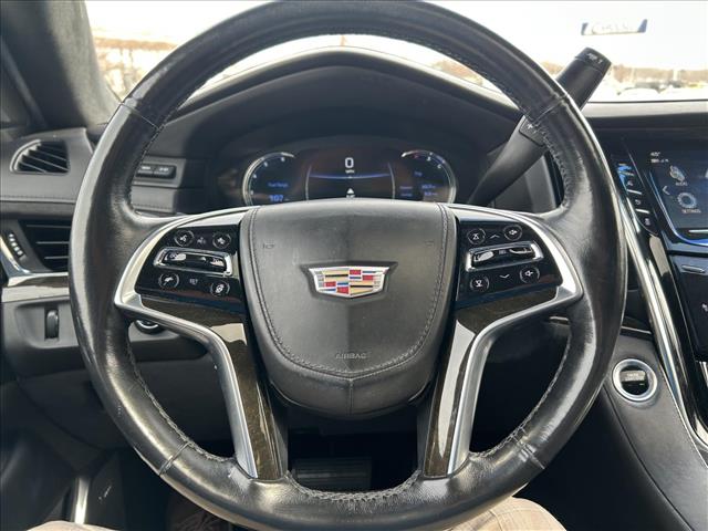 2017 Cadillac Escalade ESV Platinum:D13622