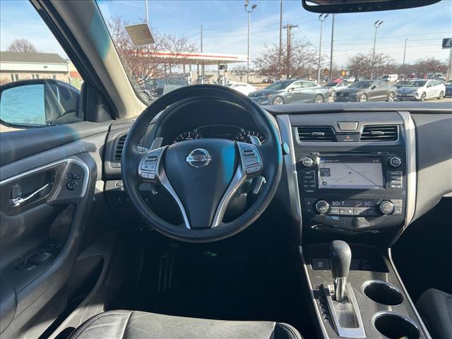 2015 Nissan Altima 3.5 SL:D13575