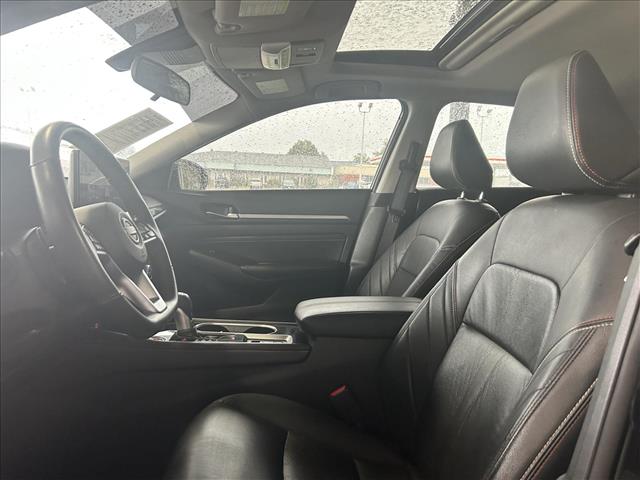 2023 Nissan Altima 2.5 SR:D14088