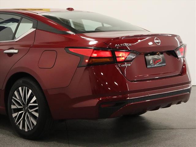 Photo of 2024 Nissan Altima 2.5 SV in Iowa City, IA - 11,  2024 Nissan Altima 2.5 SV:D13160