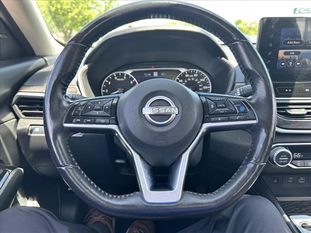 2023 Nissan Altima 2.5 SL:D13744