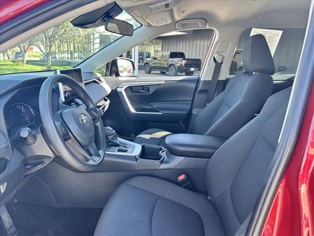 2025 Toyota RAV4 LE:D14109