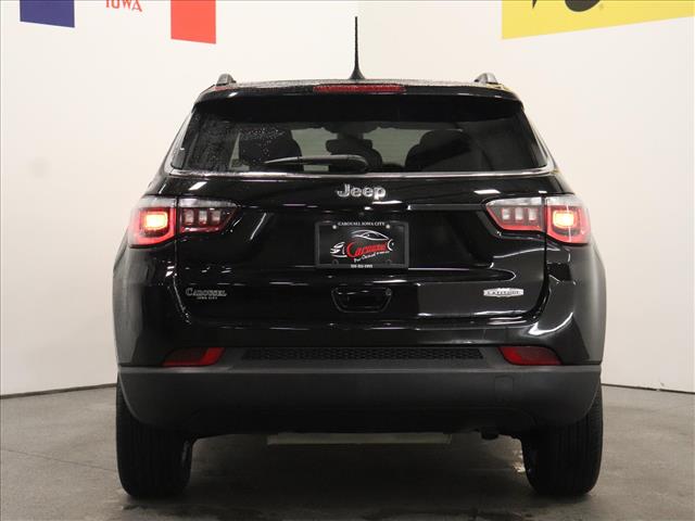 2017 Jeep Compass Latitude:D13511
