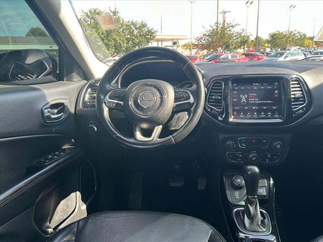 Photo of 2017 Jeep Compass Limited in Iowa City, IA - 11,  2017 Jeep Compass Limited:D13170