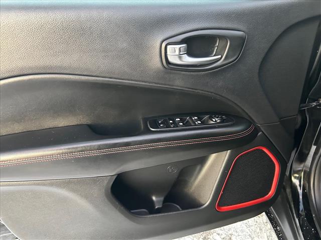 2018 Jeep Compass Trailhawk:D13409