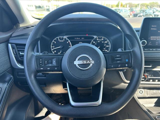2023 Nissan Rogue SV:D14157