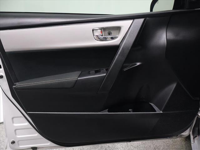 2018 Toyota Corolla:D13928