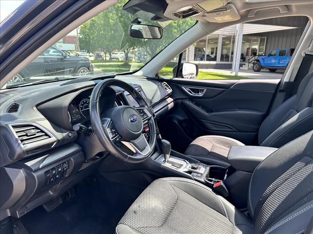 2023 Subaru Forester Premium:D13745