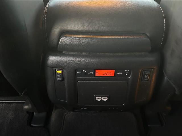 2017 Nissan Armada Platinum:D13339