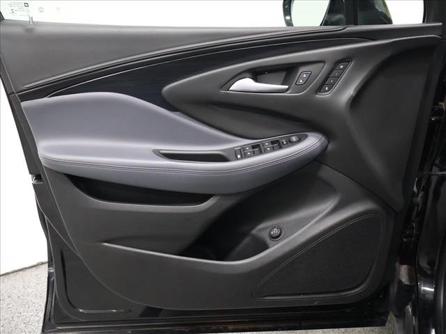 2020 Buick Envision Essence:D14029