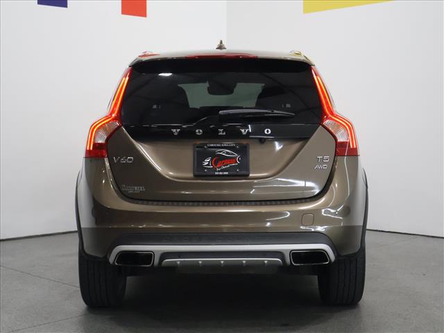 2016 Volvo V60 Cross Country T5 Platinum:D13695