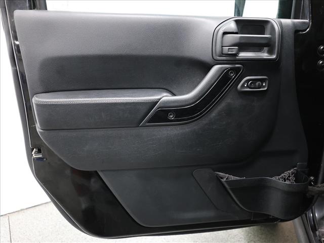 2016 Jeep Wrangler Unlimited Backcountry:D13785