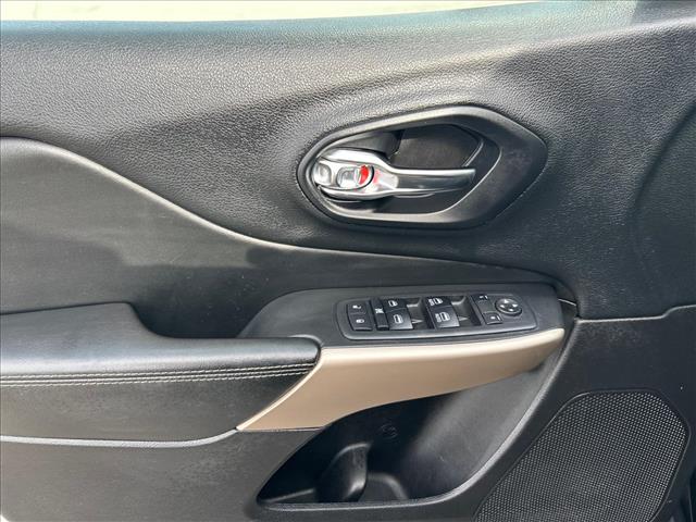 2018 Jeep Cherokee Limited:D13512