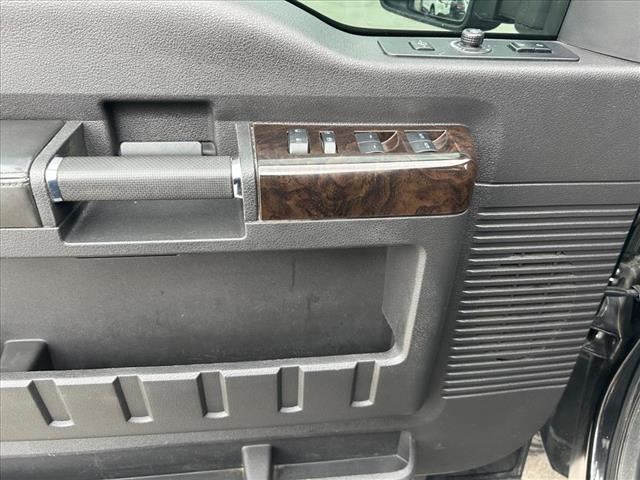 Photo of 2015 Ford F-350 Super Duty Platinum in Iowa City, IA - 12,  2015 Ford F-350 Super Duty Platinum:D13285