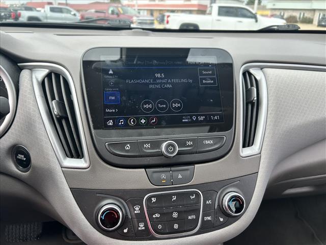 2024 Chevrolet Malibu LT:D14164