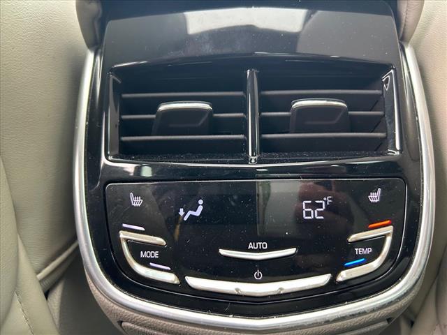 2013 Cadillac XTS Platinum Collection:D13363